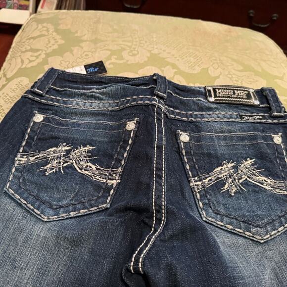 MISS ME Boyfriend Capri Jeans Blingy Dark Wash Thick Stitch Size 27 New with Tag - Picture 10 of 12